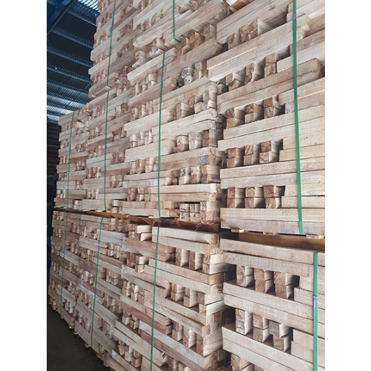 Phôi cao su xẻ sấy loại vuông 50